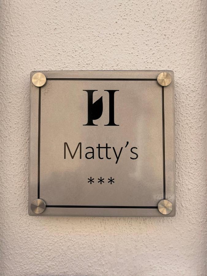 מלון אולביה Matty'S מראה חיצוני תמונה